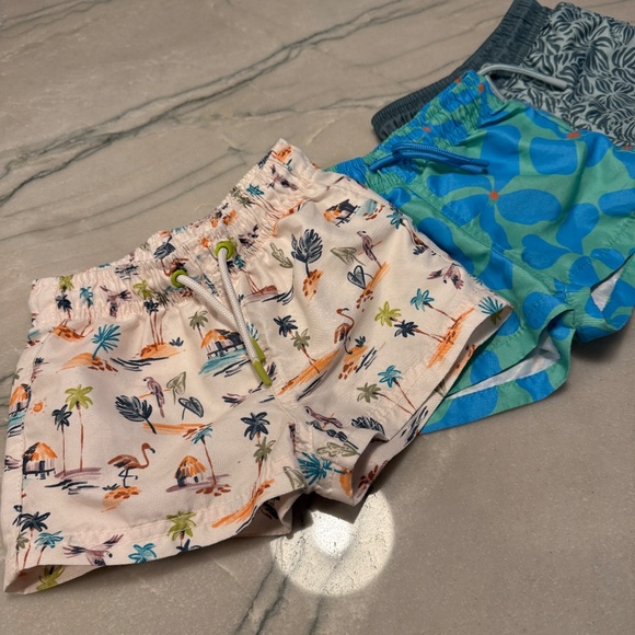 Zara Boys Swim Shorts - Picture 3 of 10
